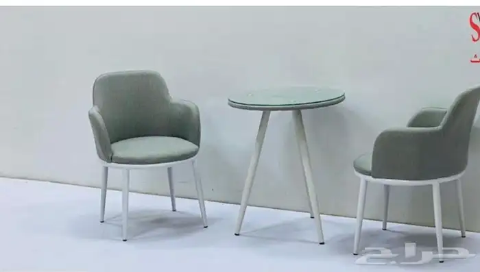 طاولات اطقم مع كرسيين وفي مع 4 كرسي وتس فقط 7