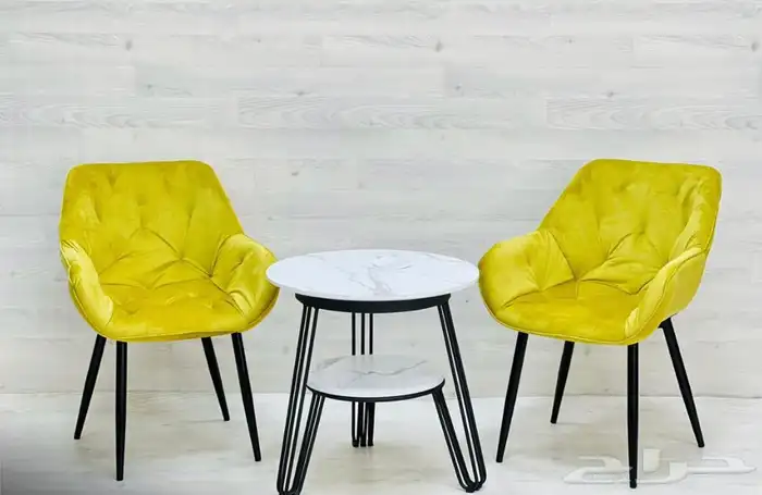 طاولات اطقم مع كرسيين وفي مع 4 كرسي وتس فقط 53