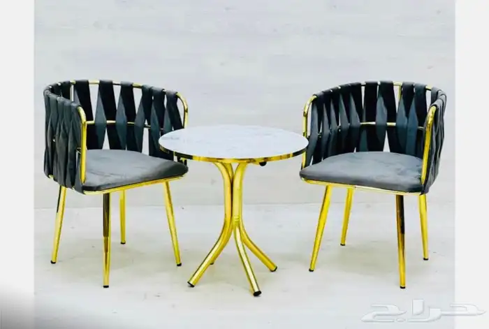 طاولات اطقم مع كرسيين وفي مع 4 كرسي وتس فقط 48