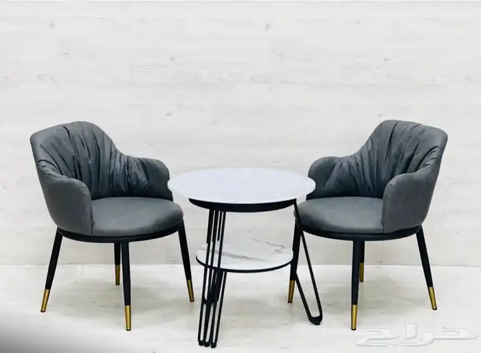 طاولات اطقم مع كرسيين وفي مع 4 كرسي وتس فقط 54