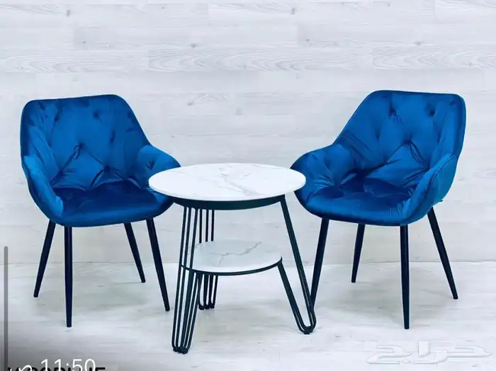 طاولات اطقم مع كرسيين وفي مع 4 كرسي وتس فقط 52