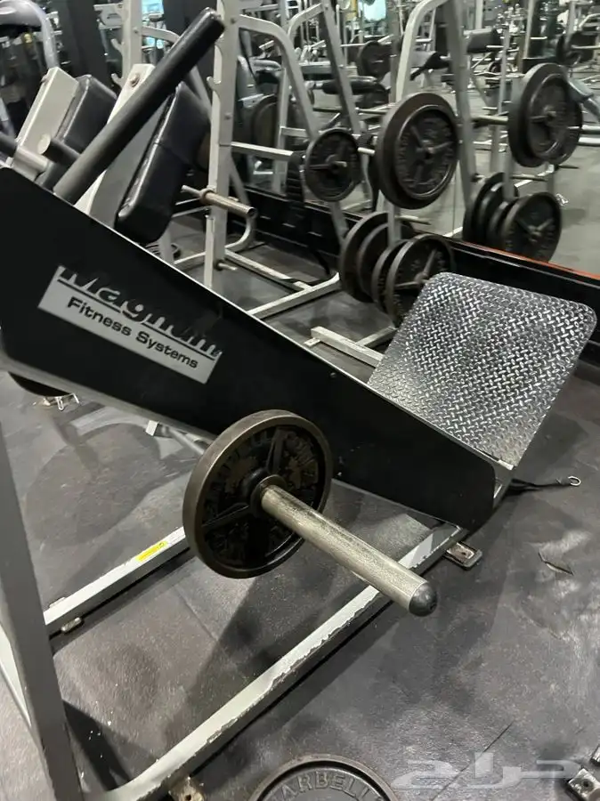 اجهزة رياضية مستعمله ومجددة البيع كامل و قطاعي اجهزة امريكي 52