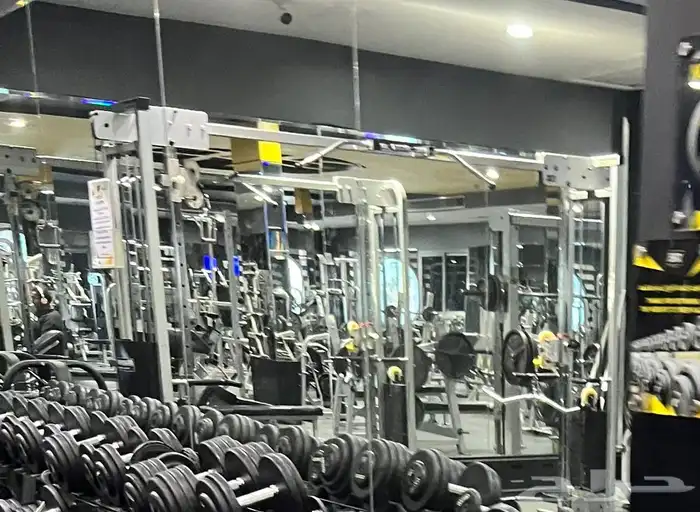 اجهزة رياضية مستعمله ومجددة البيع كامل و قطاعي اجهزة امريكي 60