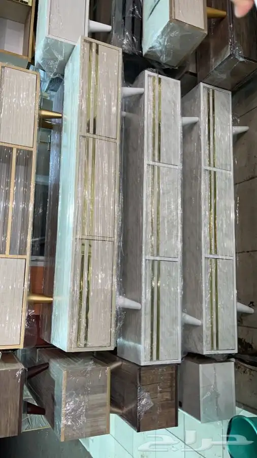 طاولة شاشة 22