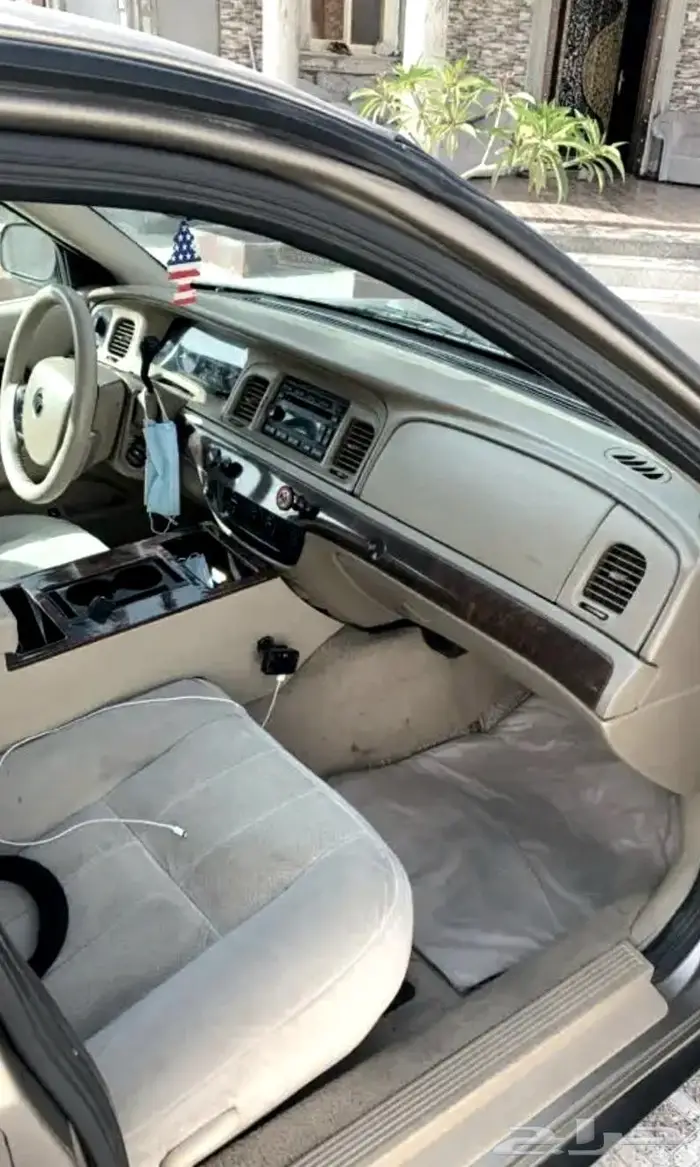 تكايات فورد وميركوري ولنكون الأصلية 42