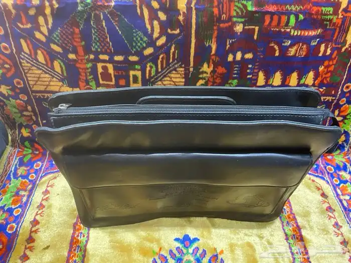 شنطة جلد بشعار ارامكو السعودية 5