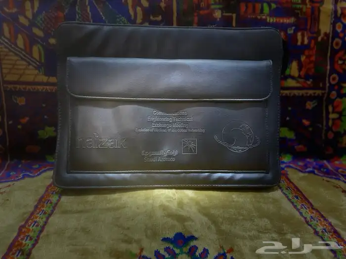 شنطة جلد بشعار ارامكو السعودية 6