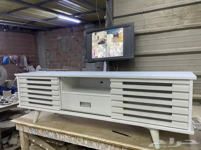 طاولة شاشة 13