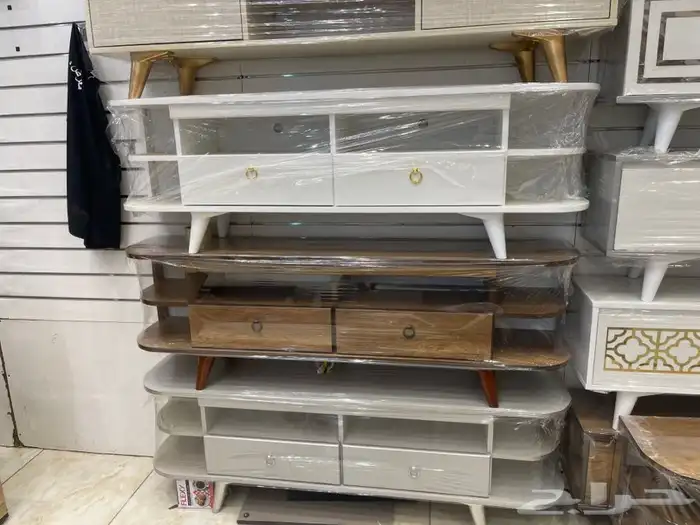 طاولة شاشة 3