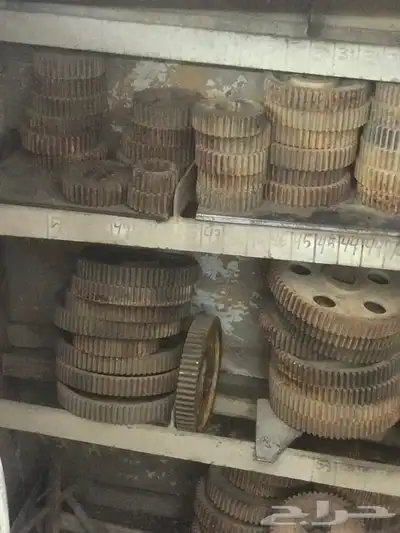 Hobbing machine for sell مكينة تسنين تروس وقيور للبيع 11