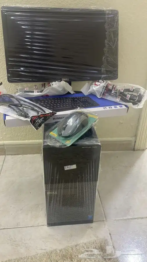 كمبيوتر مكتبي ديل i5 8رام مع SSD256جيجا السريع 28
