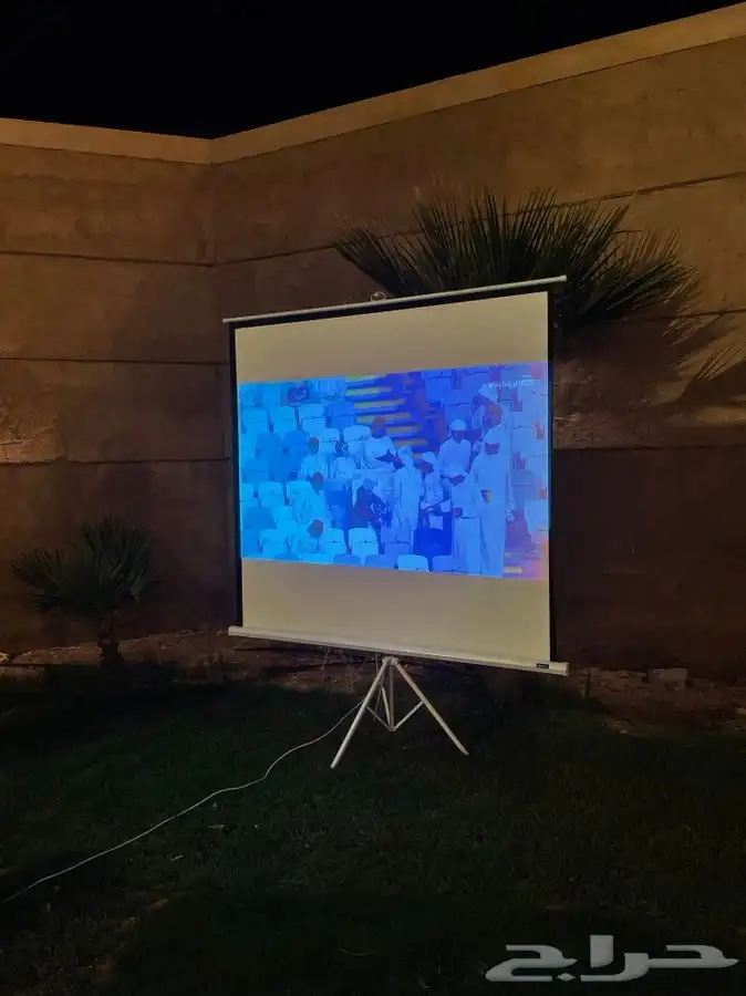 بروجكتر للأيجار مباراة الهلال و ابها 1