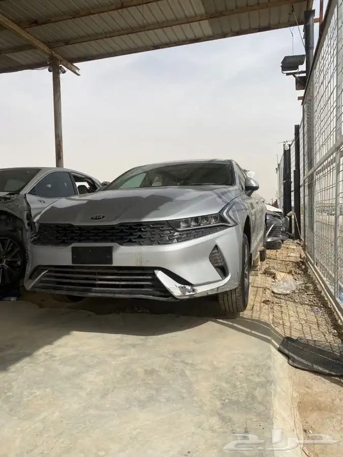 قطع غيار كي فايف k5 تشليح 1