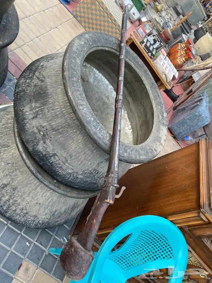 صواني تراثية نادره وقدور حجري ونحاس قديمة 10