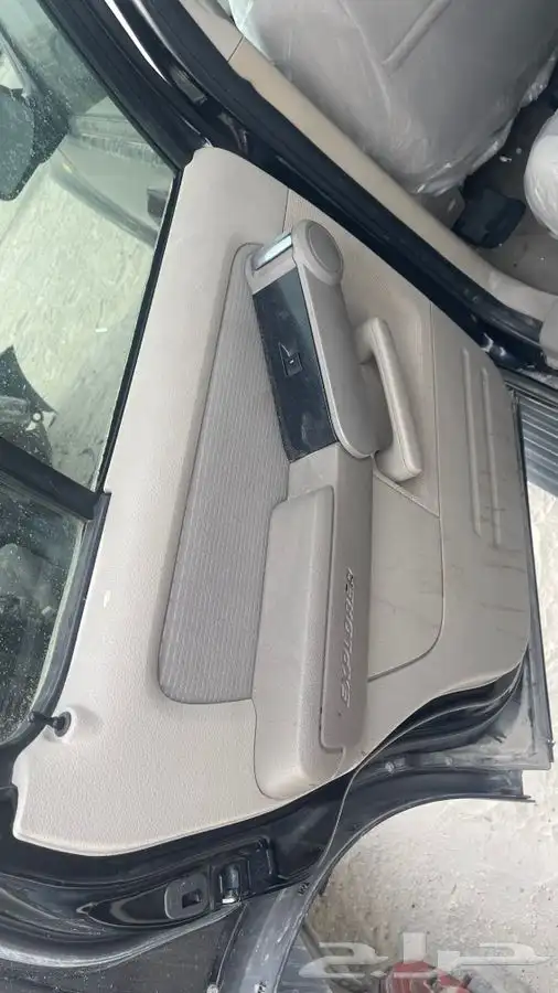 فورد اكسبلور 2005 قطع غيار السياره في البحرين 6