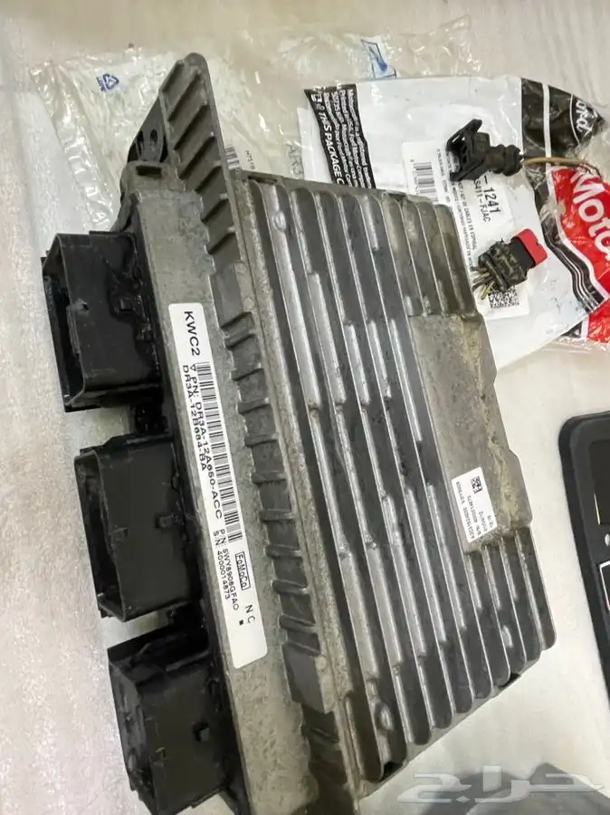 قطع غيار واكسسوارات موستنق راوش 2013 14 32