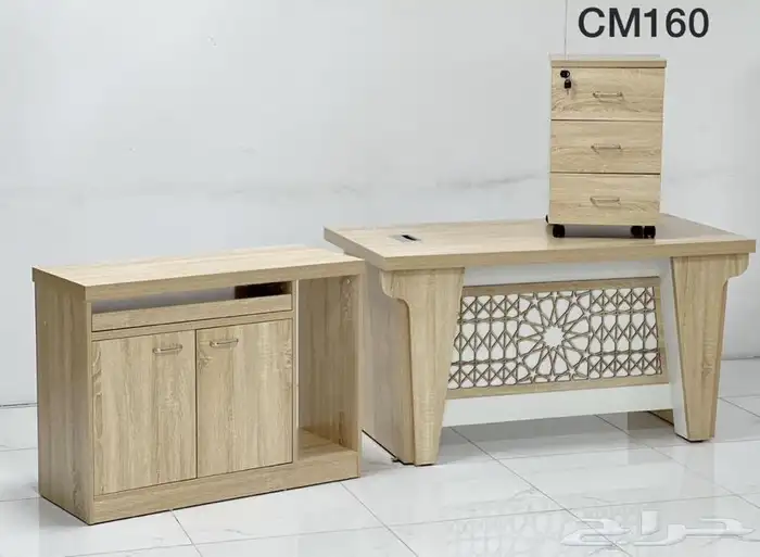 مكاتب إدارية خشب جديد بالكرتون طقم وبالحبة 8