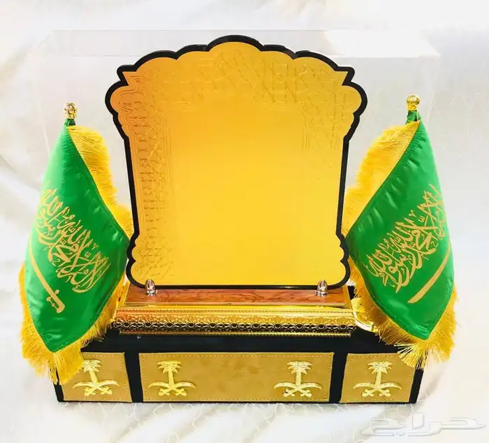 دروع اكريليك وتوفير بالجمله 52