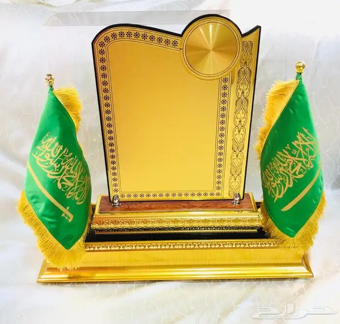 دروع اكريليك وتوفير بالجمله 42