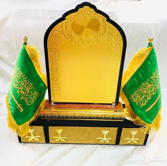 دروع اكريليك وتوفير بالجمله 54