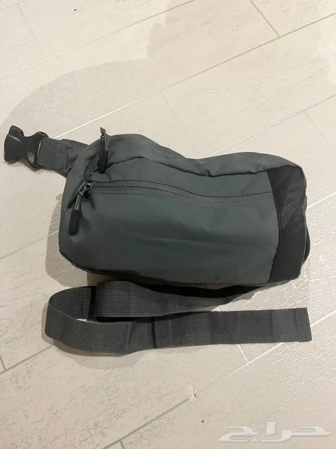 شنطة خصر كبير 0