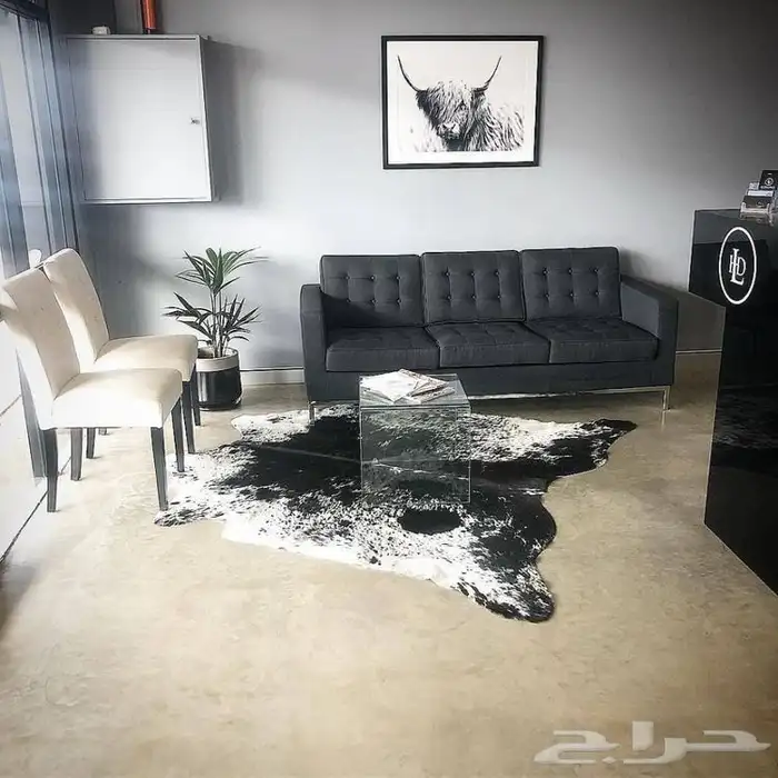 قطع جلد بقر طبيعي ( سجاد ) 54