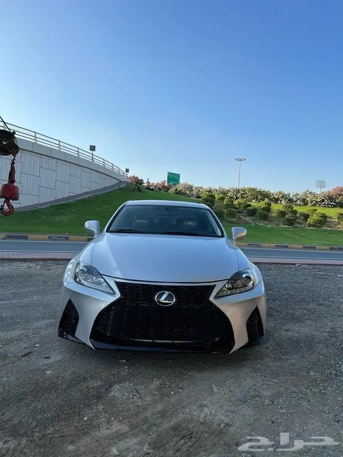 واجهة.تعديل لكزس is من 2008الي2021 سبورت 7