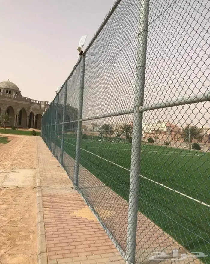 مقاول سياجات حديد شبوك زراعيه مستودعات 2