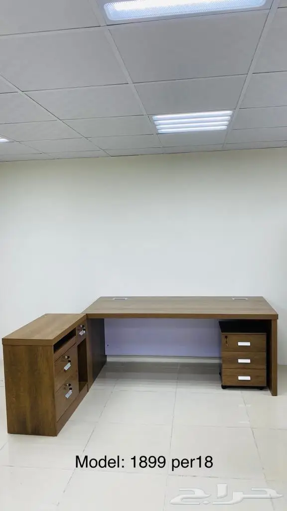 مكاتب كراسي طاولات اجتماع كنب كاونتر استقبال 33