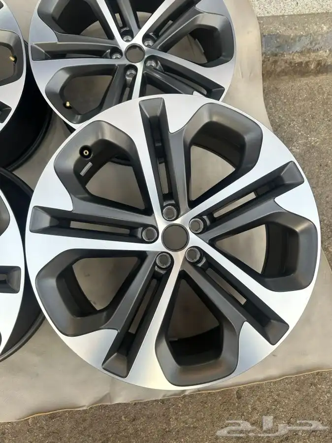 جنوط جاكوار اف بايس F-Pace مقاس 21 اصليه وكاله جديد جكور 5