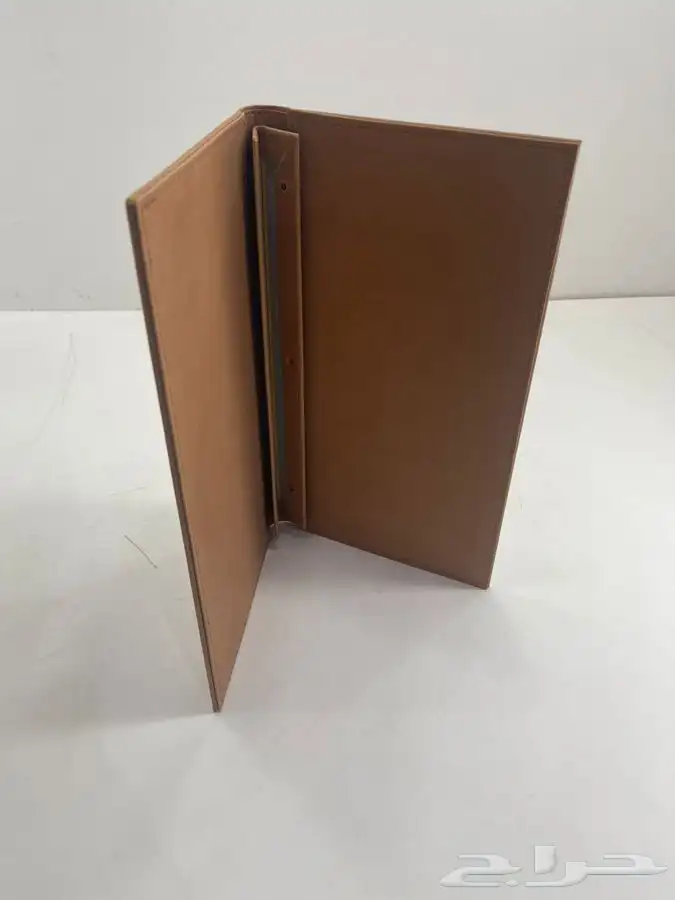 صناديق جلدية فاخره 80