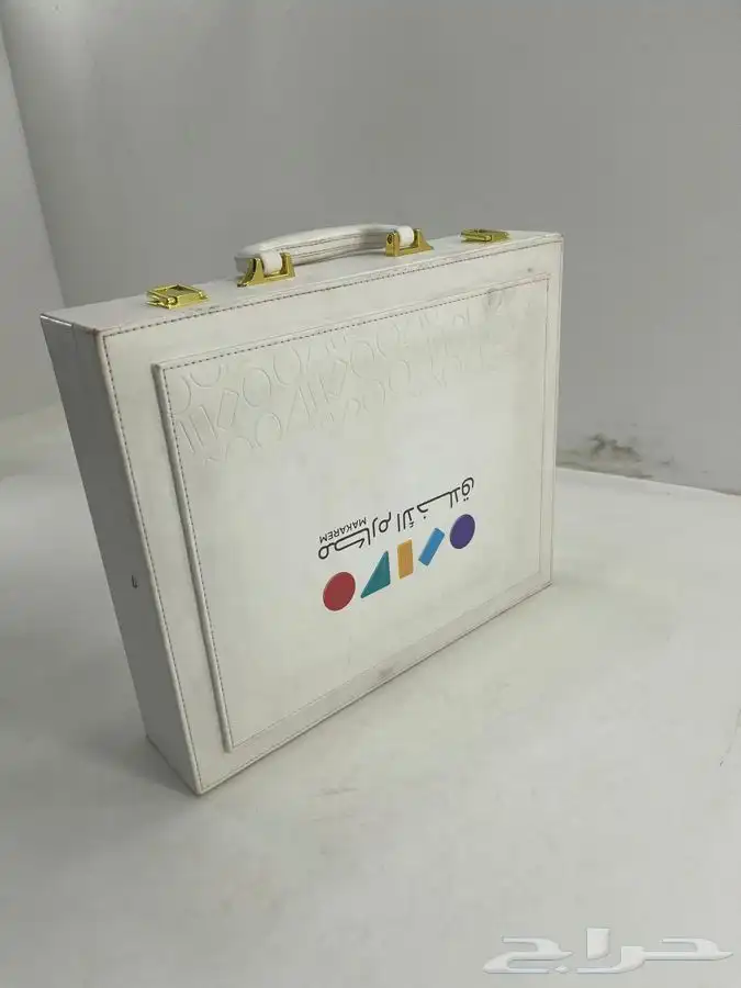 صناديق جلدية فاخره 61