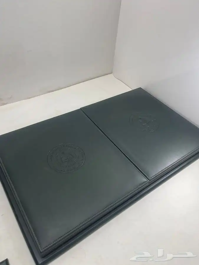 صناديق جلدية فاخره 36