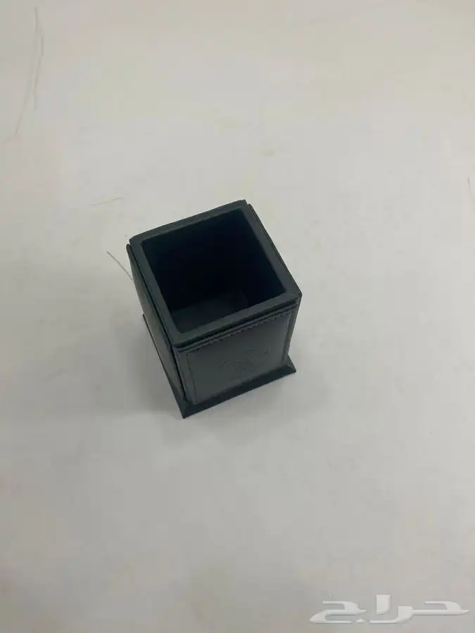 صناديق جلدية فاخره 75