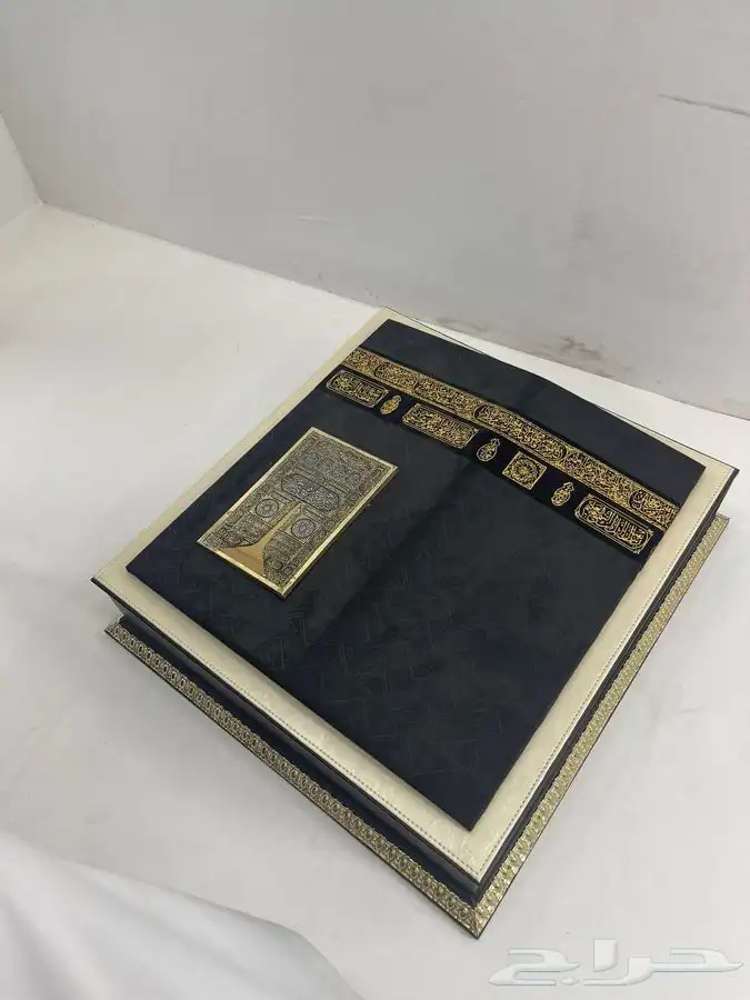 صناديق جلدية فاخره 51