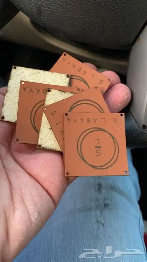 لوقو عبايات لوقو عباية عبايات ليبل قماش تاق بوكسات تغليف 43