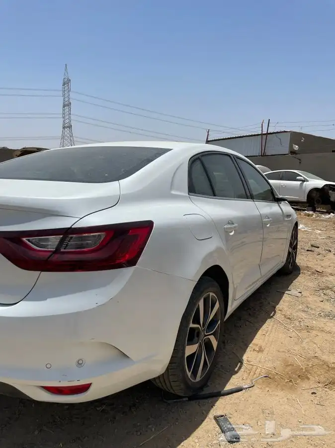 رينو ميغان 2018 0