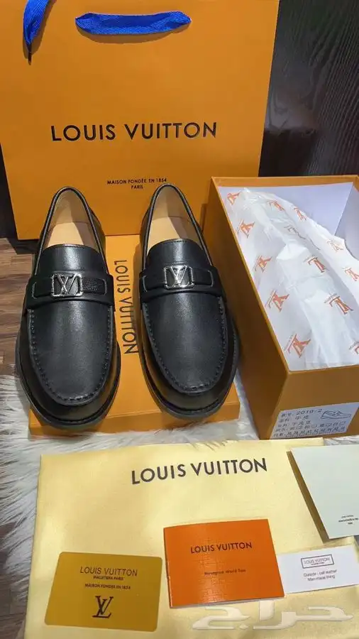 جزم رجالي ( رسمي ) جودة 17