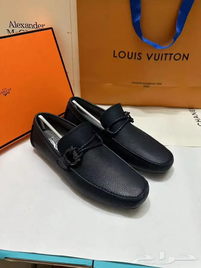 جزم رجالي ( رسمي ) جودة 19