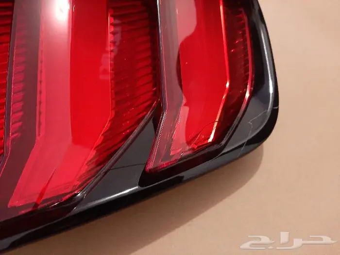 موستنج اسطب خلفي يمين 2020 1