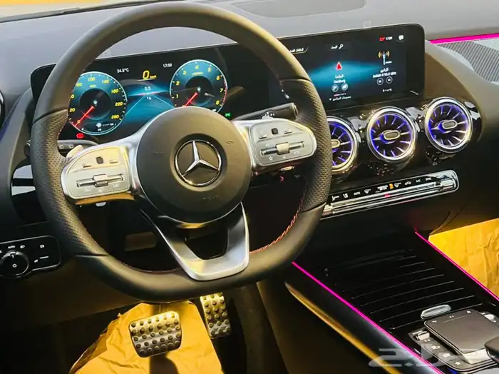 مرسيدس GLA200 AMG2022 جديد New تم البيع 23