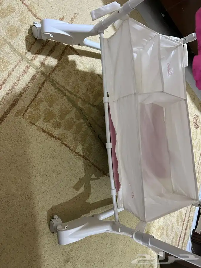 مهد رضع 0