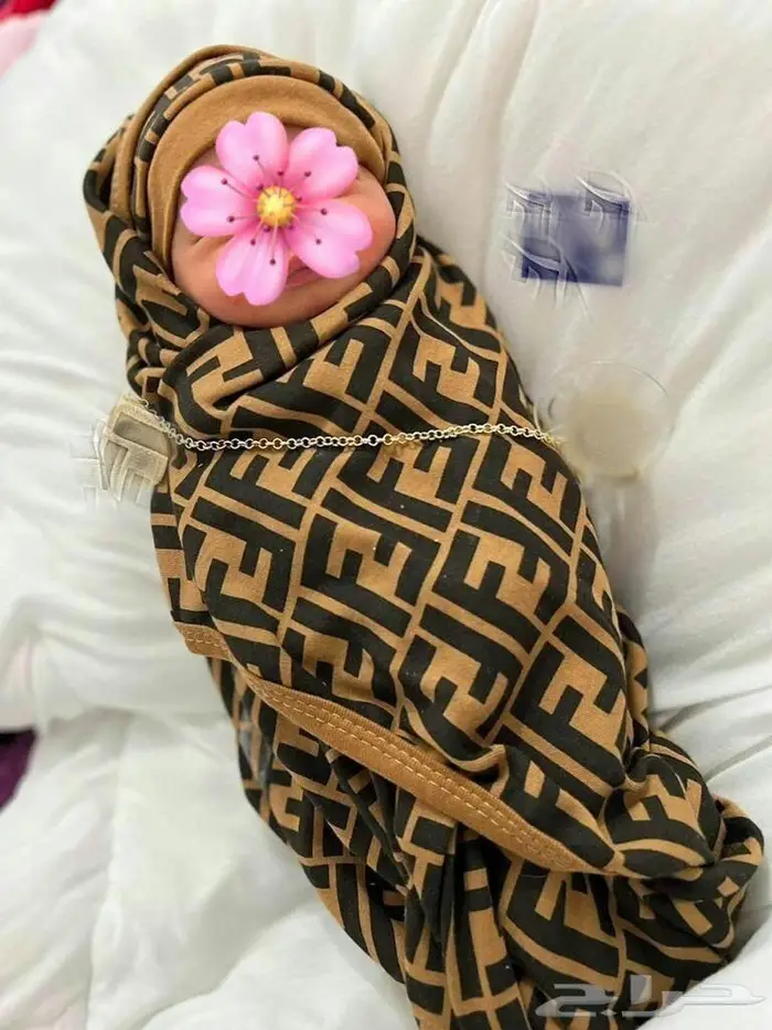 ملابس مواليد 23