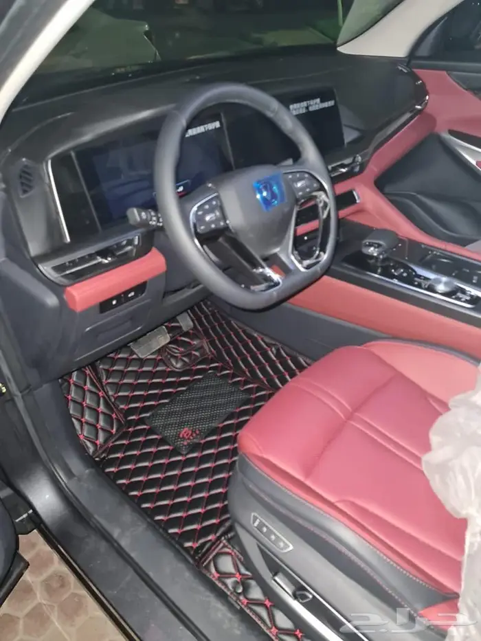 ارضيات جلد فاخره للجميع السيارات 5