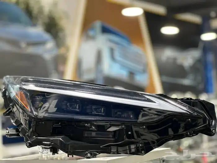 شمعة لكزس NX350 من 2022-2023 ثلاث عدسات يمين 3