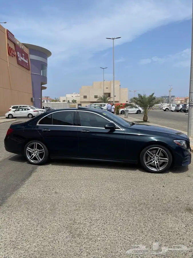 مرسيدس E300 موديل 2017 وكالة 3