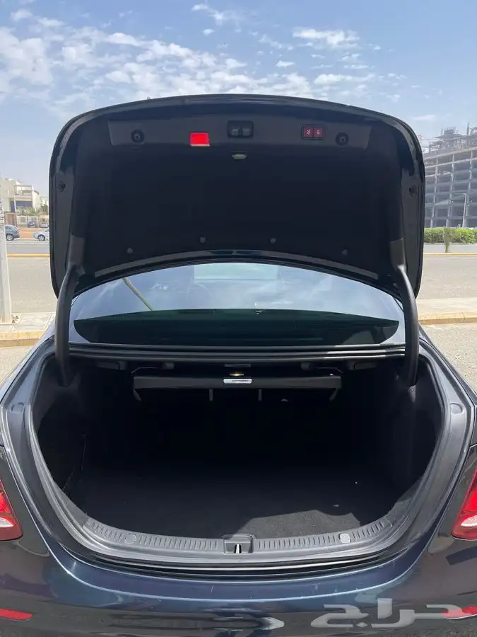 مرسيدس E300 موديل 2017 وكالة 7