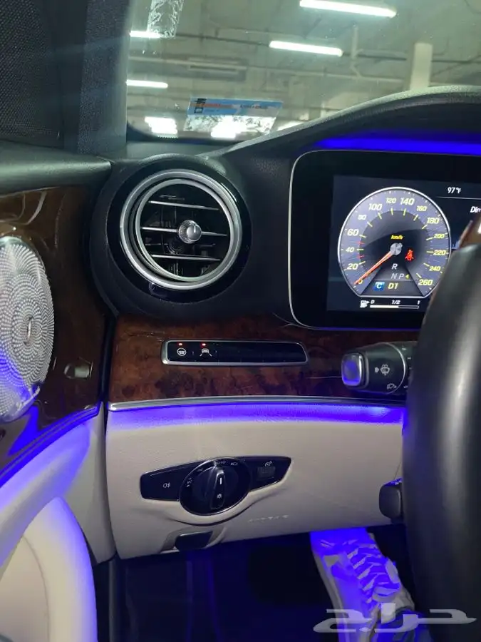 مرسيدس E300 موديل 2017 وكالة 30