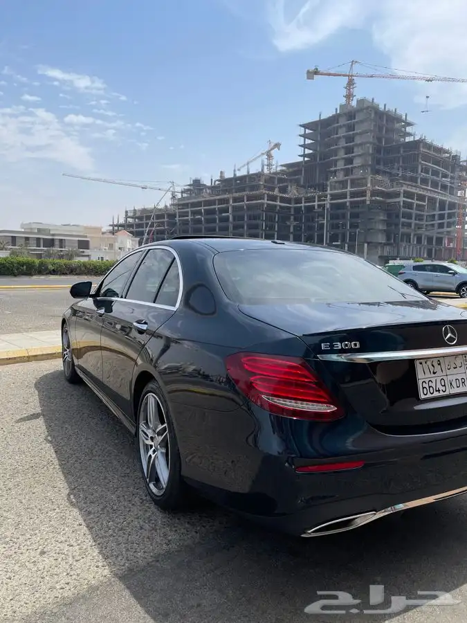 مرسيدس E300 موديل 2017 وكالة 6