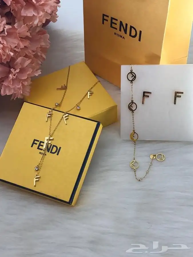 اكسسورات ماركة هاي كواليتي بالملحقات 17